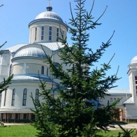 Знайомимось з історичними будівлями Івано-Франківська. Стародавні монастирі