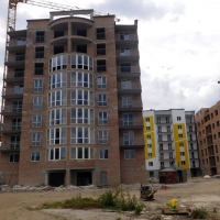 Фото-звіт з будівництва житлового комплексу поблизу парку Шевченка станом на червень