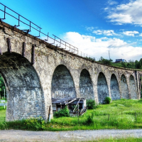Віадук Ворохти - один з найбільших кам'яних мостів світу