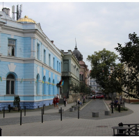 Знайомимось з історичними будівлями Івано-Франківська: колишній будинок повітової ради