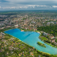 В Івано-Франківську поряд з міським озером планують побудувати дві церкви
