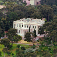 Франція заморозила маєтки Абрамовича та інших олігархів на майже 1 мільярд доларів – Forbes