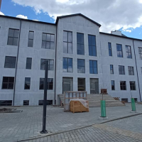 Будівельна компанія "Спілка забудівників" будує сучасну українську школу