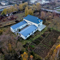 На Прикарпатті продають маєток за 5 мільйонів гривень